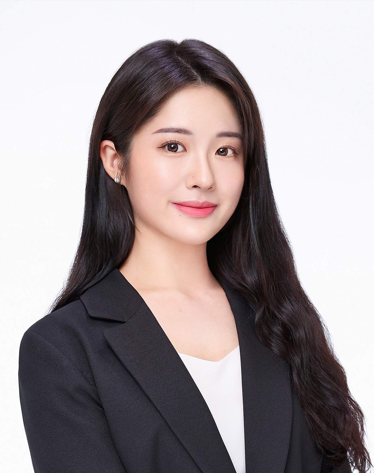 Hongdae K-style ID & Profile Photo Experience in Seoul